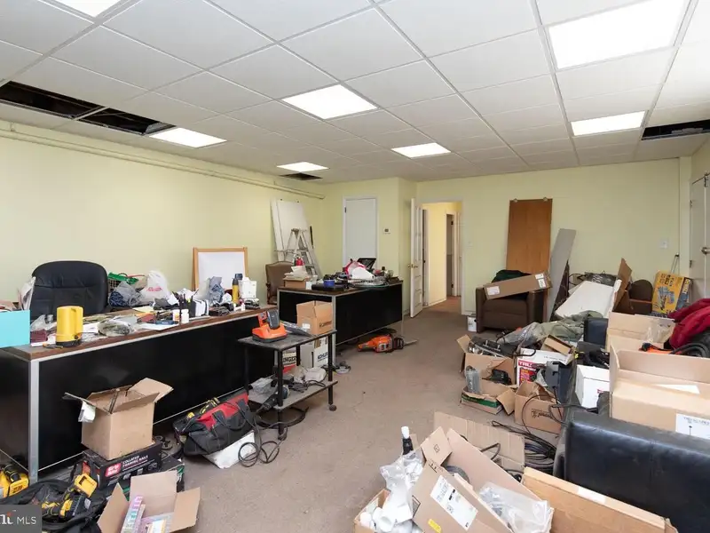 Commercial Property with Office and Warehouse Space in Norristown, Ideal for Multiple Tenants