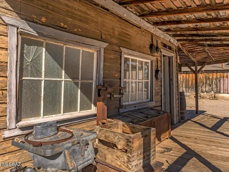 Gammons Gulch: Authentic Old West Movie Set and Museum Experience