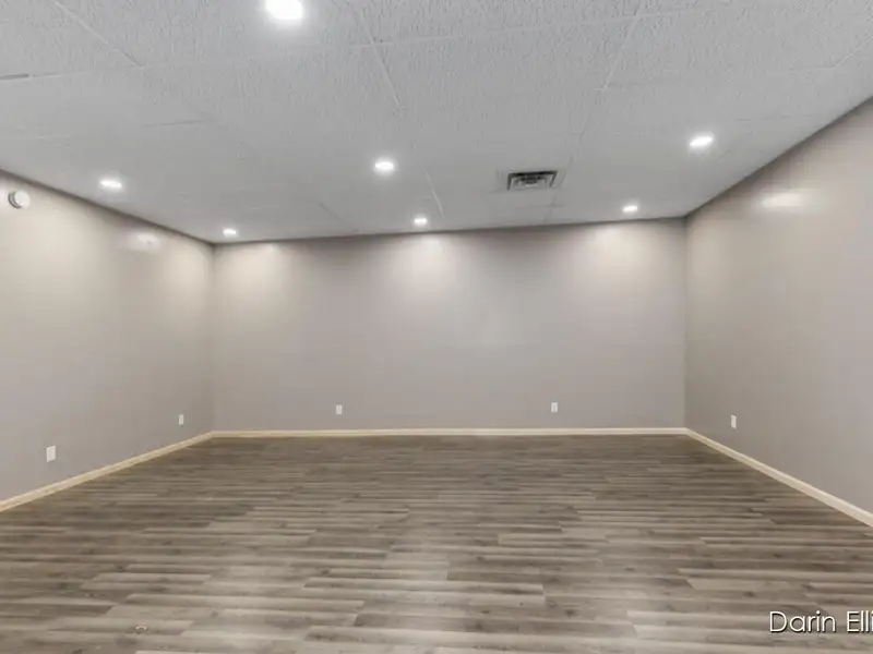 Versatile 15,000+ Sq Ft Mixed-use Building with Apartments and Office Spaces