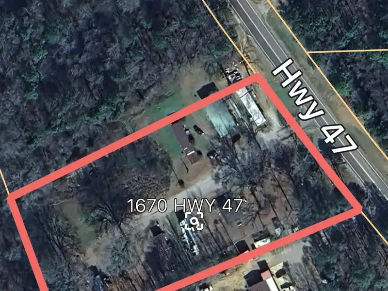 Mobile Home Park with Single-family Home on Highway 47 in Columbiana