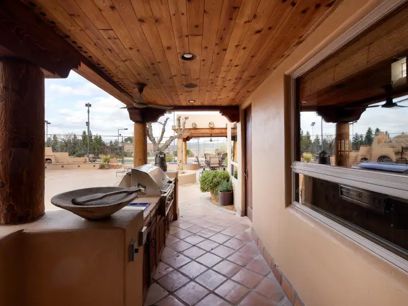 Luxury Estate with Stunning Views, Pool, Wine Cellar, and Extensive Amenities in Friant