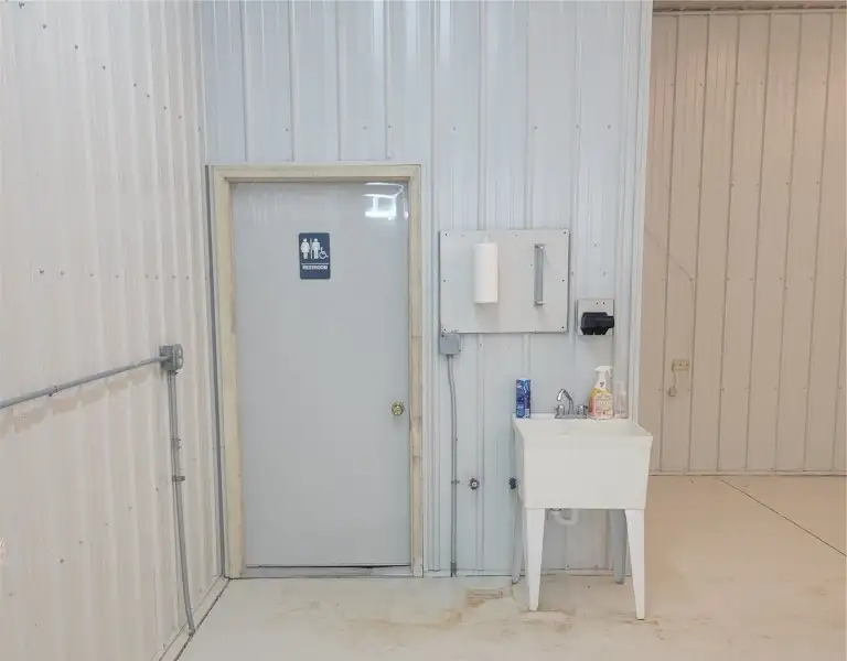 Clean 960 Sq Ft Warehouse for Rent with Bathroom and Utilities, Easy I-380 Access