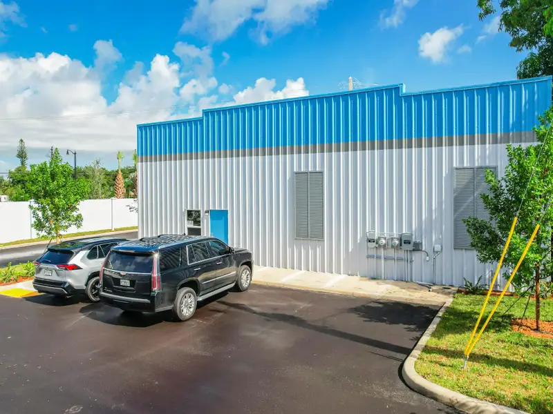 10,000 Sq Ft Warehouse Space for Lease in Pompano Beach, B-4 Commercial Zoning