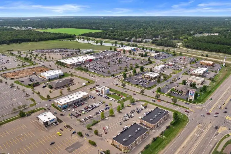 Retail Space for Lease in Plover, Wi - 4,000 Sf with High Visibility