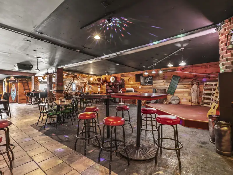 Turnkey Pizzeria and Tavern for Sale in Blakeslee, Pa - Prime Location on Route 115