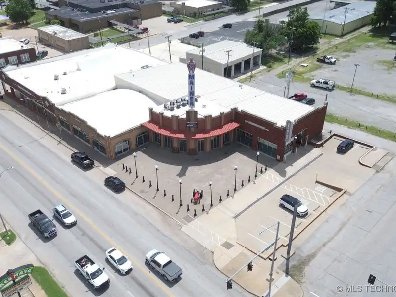Historic Building on Main Street, Bristow - Renovated 1923 Structure with Garage and Prime Location