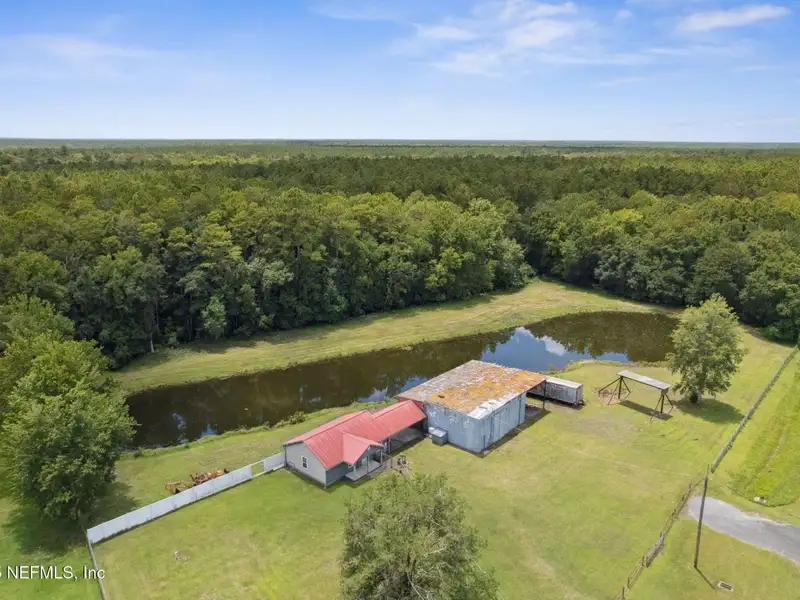 5.04-acre Mixed-use Parcel with Home and Shop in Nassau County