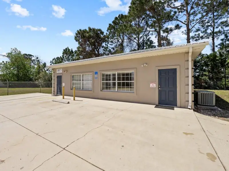 Commercial Building with Offices and Open Storage in St. Johns County