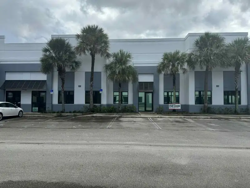Condo Flex Space Investment with Il Zoning on Belvedere Road, 1,438 Sf Total