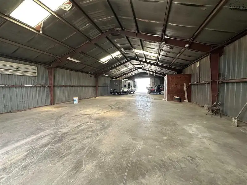 Commercial Property on 5.988 Acres with Warehouse and Storage Facilities