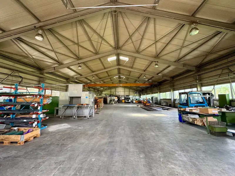 Versatile Commercial Property with Hall and Office Space in Luckenwalde's Industrial Estate