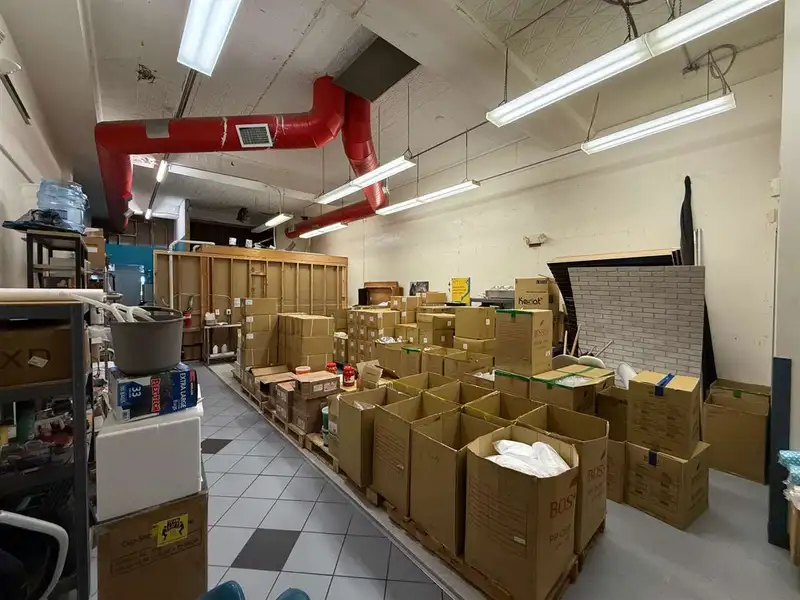 Renovated Retail Space for Sublease in Prime Downtown Iowa City Location