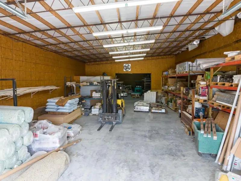 Large Commercial Building with Highway Frontage in Parsons, Tn - 15,000+ Sq Ft