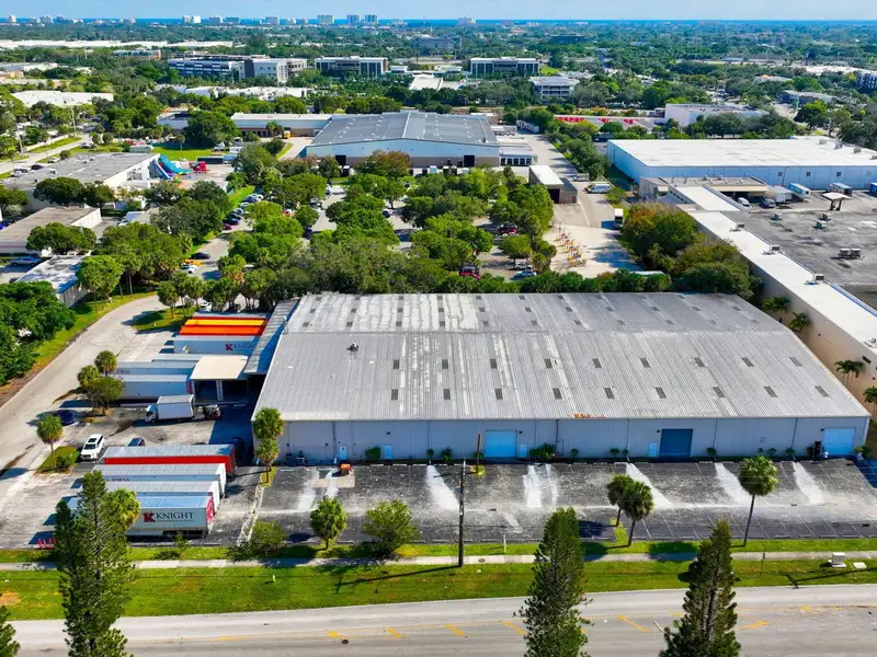 Deerfield Beach Office and Warehouse Space for Lease, 1286 Sq. Ft. Office, 47,604 Sq. Ft. Warehouse