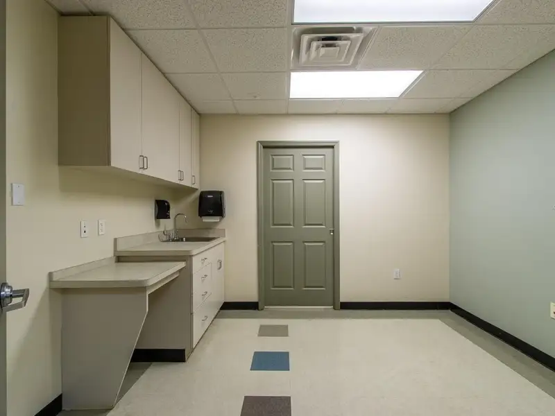 Freestanding Medical Office Near North Florida Regional Medical Center with Multiple Exam Rooms