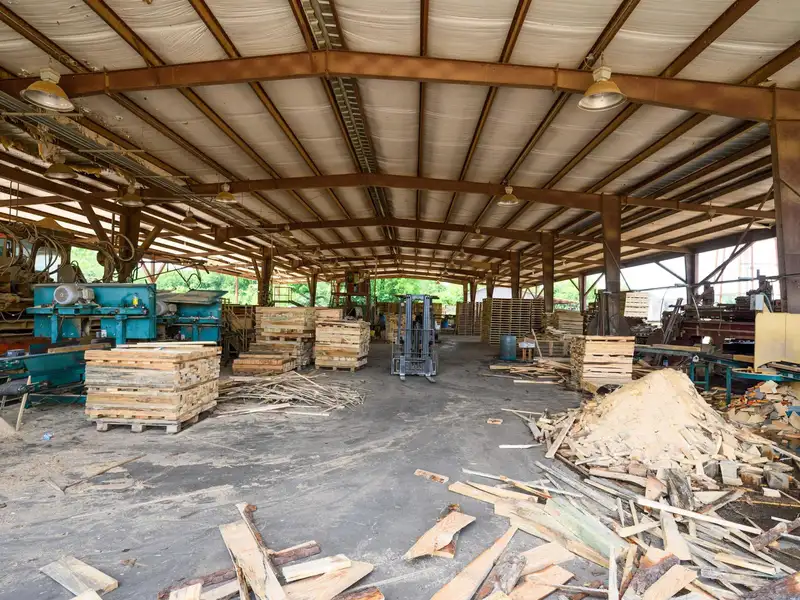 Turnkey Commercial Sawmill and Pallet Company on 40 Acres in Prime Industrial Location