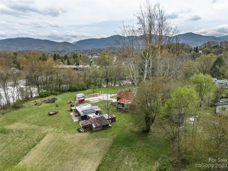 Prime 4.96-acre Commercial Property with City Water and Sewer Access