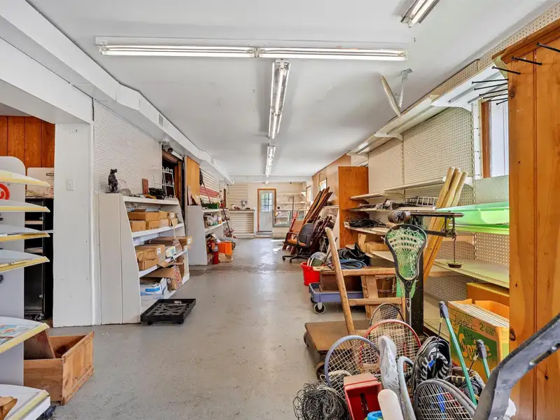 Commercial Retail/warehouse with Charming Colonial Home in High-traffic Corner Location