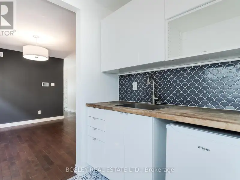 Versatile Second-floor Commercial Space in East York Near Woodbine Subway Station