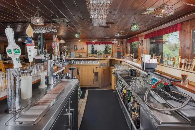 Turnkey Restaurant and Bar with Lake Views in Northwoods Area