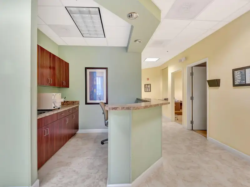 Turnkey Shared Medical Office Space for Podiatrist, Physiatrist, or Sports Medicine Doctor in Delray Beach
