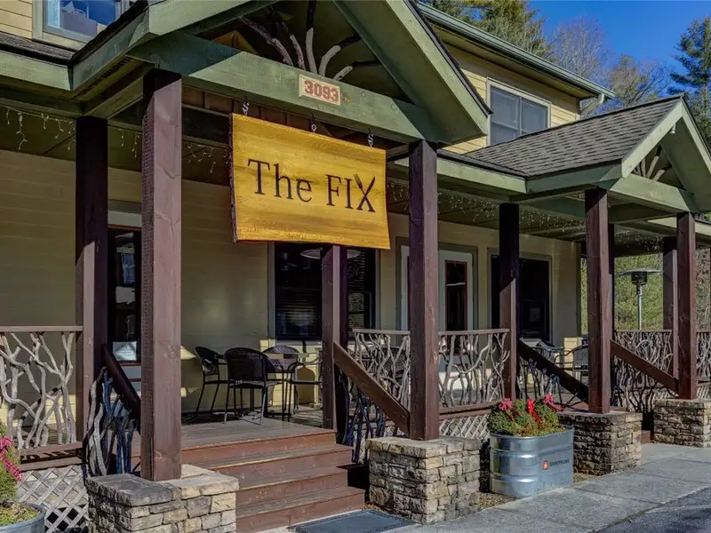 Established Restaurant and Community Hub with Residential Units in Sapphire, Nc