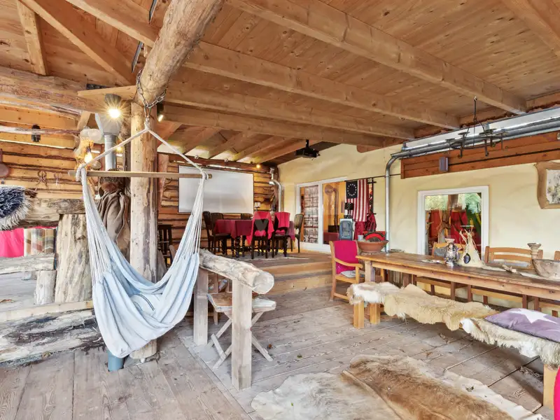 Renovated Guest House with Private Living Areas in Southwest Palatinate