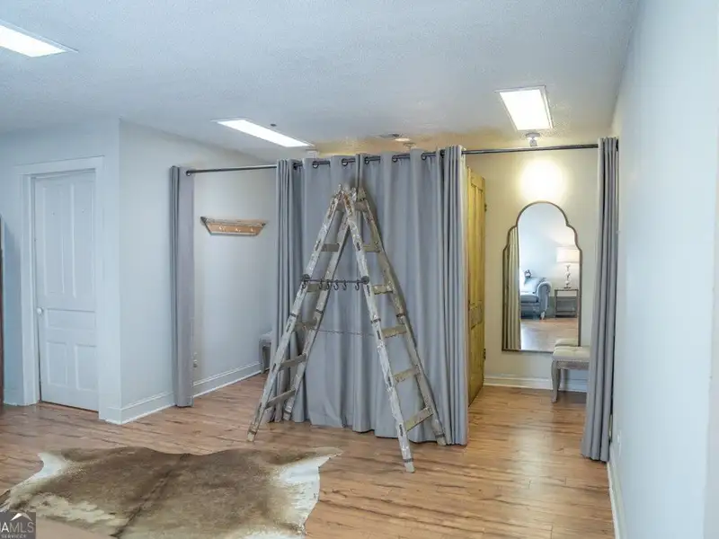 Prime Downtown Cartersville Commercial Property with Retail Space and Rooftop Potential