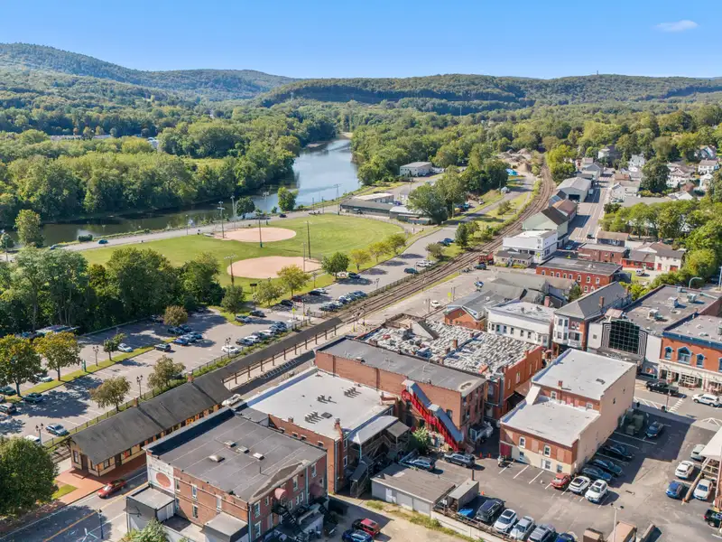 Investment Opportunity: 7-acre Assemblage with Commercial Development Potential in New Milford, Ct