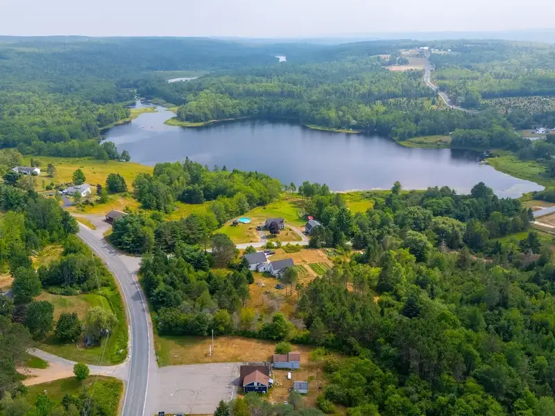 Commercial Restaurant on 1.13 Acres with General Basic Zoning in New Ross, Ns