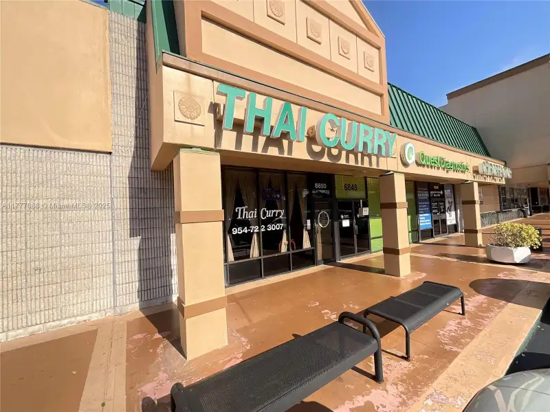 Turnkey Thai Curry Restaurant in University Commons with Established Customer Base and Growth Potential