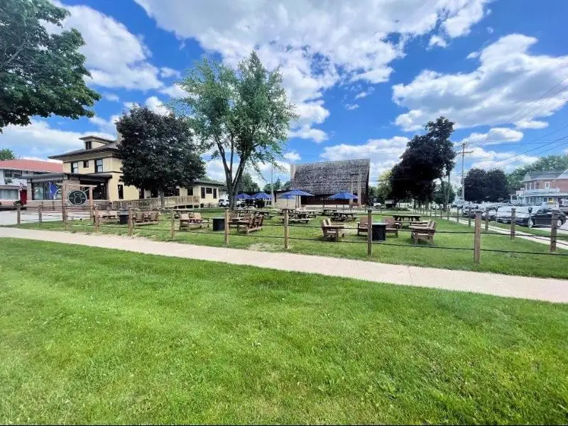 Corner Lot for Lease in Downtown Wisconsin Dells