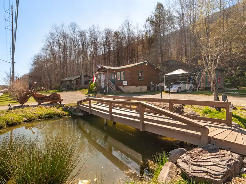Freestanding Commercial Building with 160 Ft Road Frontage on Soco Road, Maggie Valley, Nc