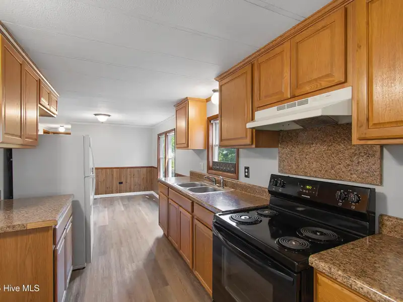 Coastal Live/work Property with 3-bed Home and Flexible Commercial Space