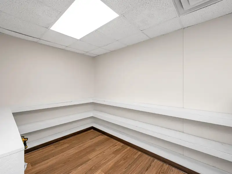 Flexible Use Commercial Property in Updated Condition, Former Fast Food and Pharmacy Location