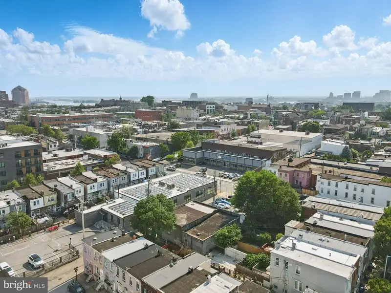 Established Auto Business and Commercial Property in Highlandtown with Turnkey Setup