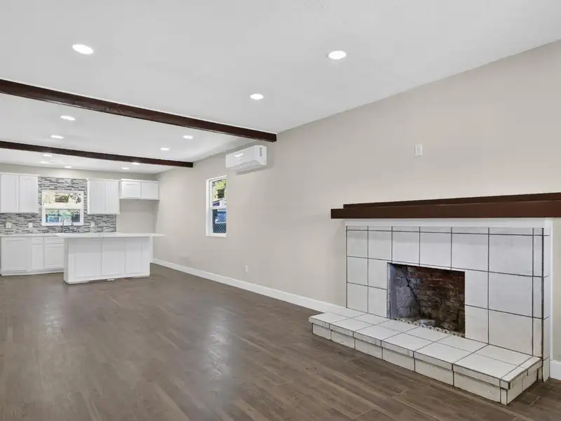 Remodeled Duplex in Fresno with Nmx Zoning for Residential and Commercial Use