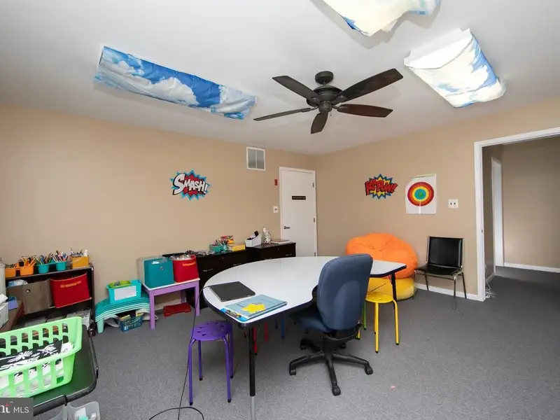 Bi-level Office Condo in Washington Township Professional Campus, Turnersville, Nj