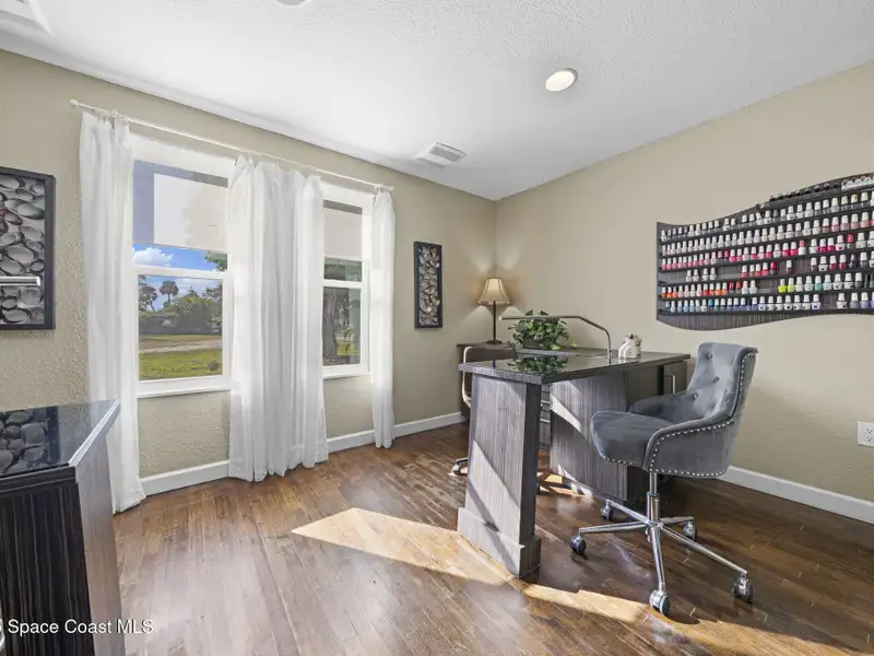 Commercial Property in Merritt Island's Historic Merritt Park Place with Renovated Buildings