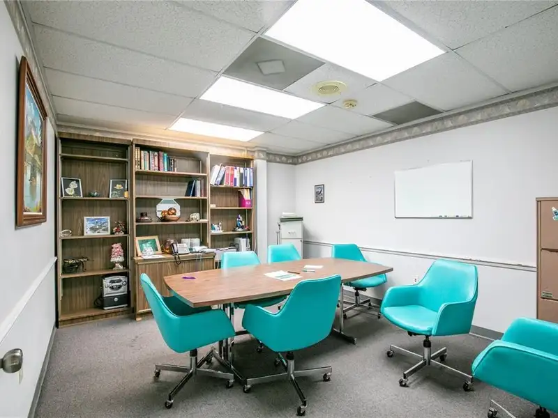 Medical Office Building for Sale in Prime Clermont Location with Ample Parking