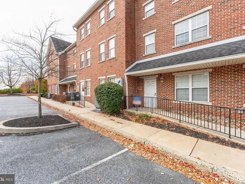 1st Floor Office Condo in Glen Mills, Pa on Baltimore Pike Retail Corridor