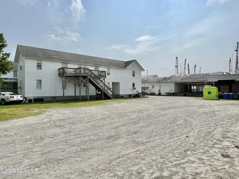 Prime Waterfront Mu-1 Development Opportunity in Historic Oriental, Nc with Deepwater Dockage