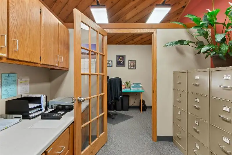 Standalone 3,300 Sf Commercial Building in Stanley Street Medical Arts Plaza, Stevens Point