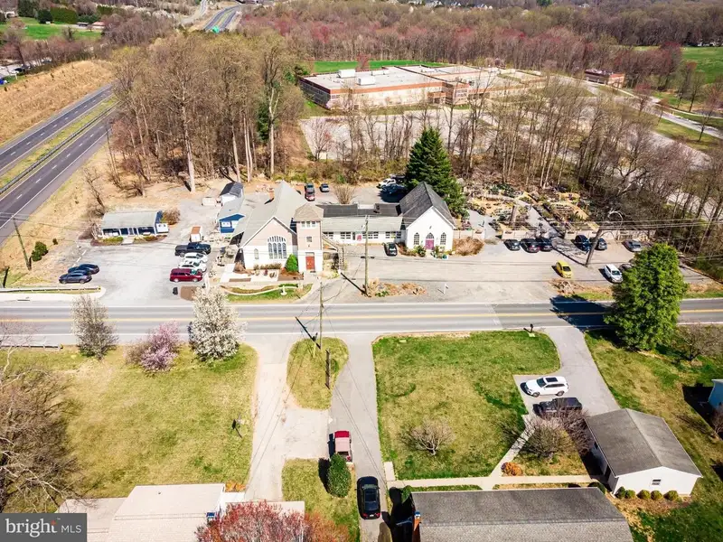 Multi-use B-1 Zoned Building in Howard County with Retail and Office Spaces