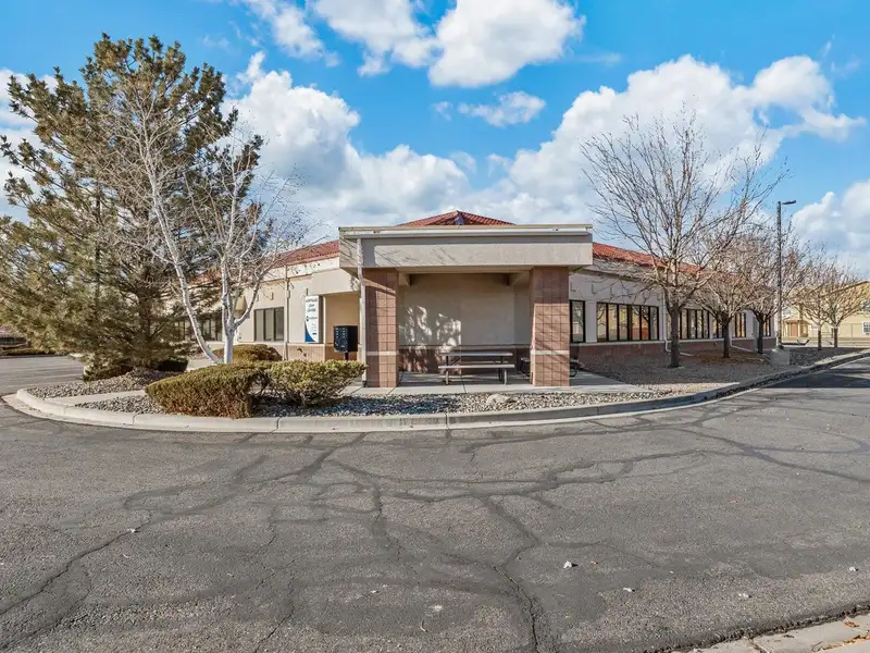 Free-standing 12,360 Sq. Ft. Commercial Building in High-traffic Location