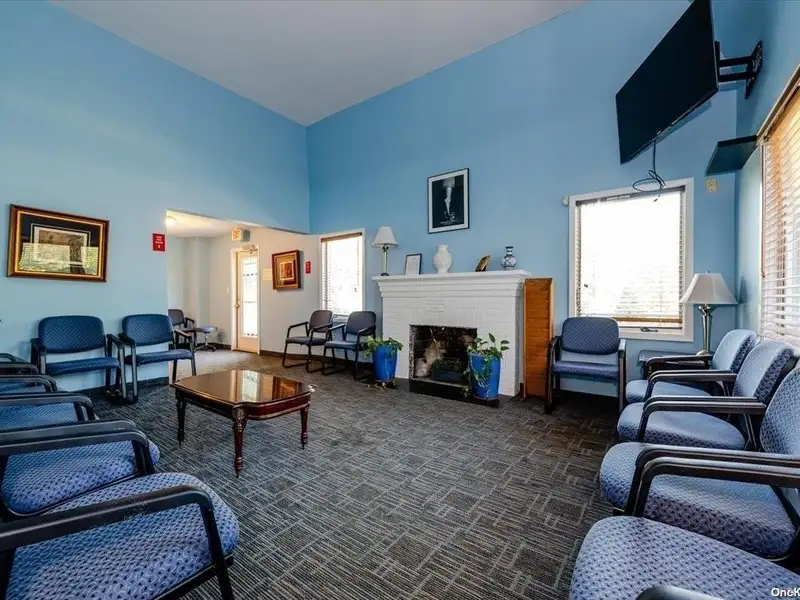 Renovated Office Space Adjacent to Good Samaritan Hospital, 3,606 Sq Ft Total