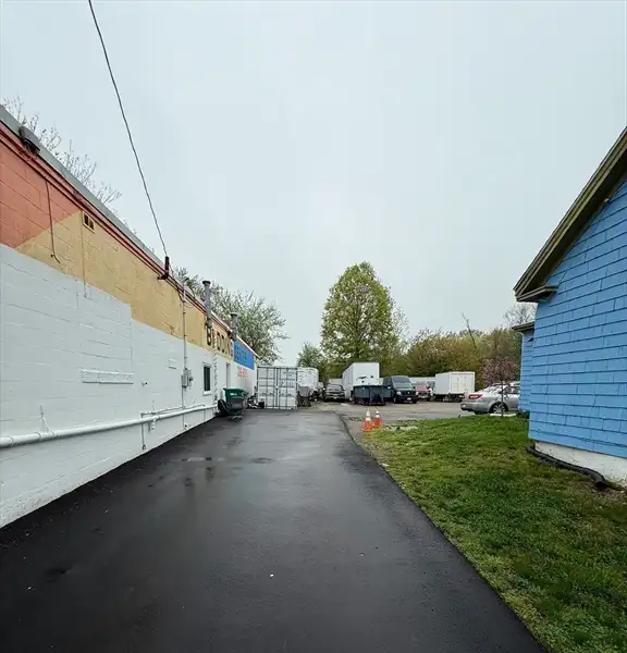 Versatile 4,000 Sq Ft Retail/warehouse Space in High-traffic Attleboro Location
