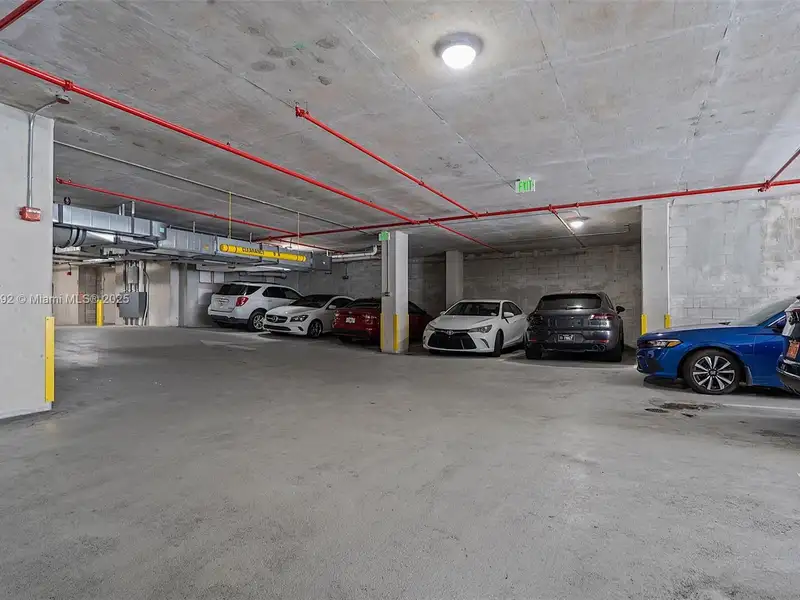 Professional Office Space for Rent, 222sf, 12th Floor, Sw Views Near Brickell