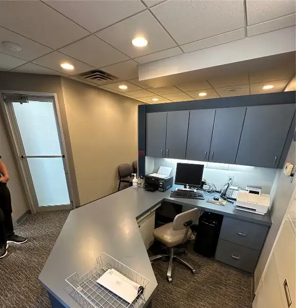 Versatile 2582 Sf Commercial Space in High Visibility Location with Excellent Parking