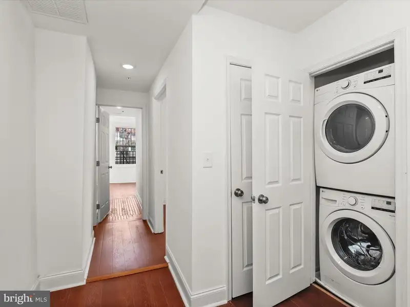 Fully Renovated Six-unit Property in Mount Vernon, Baltimore with Modern Finishes and Parking